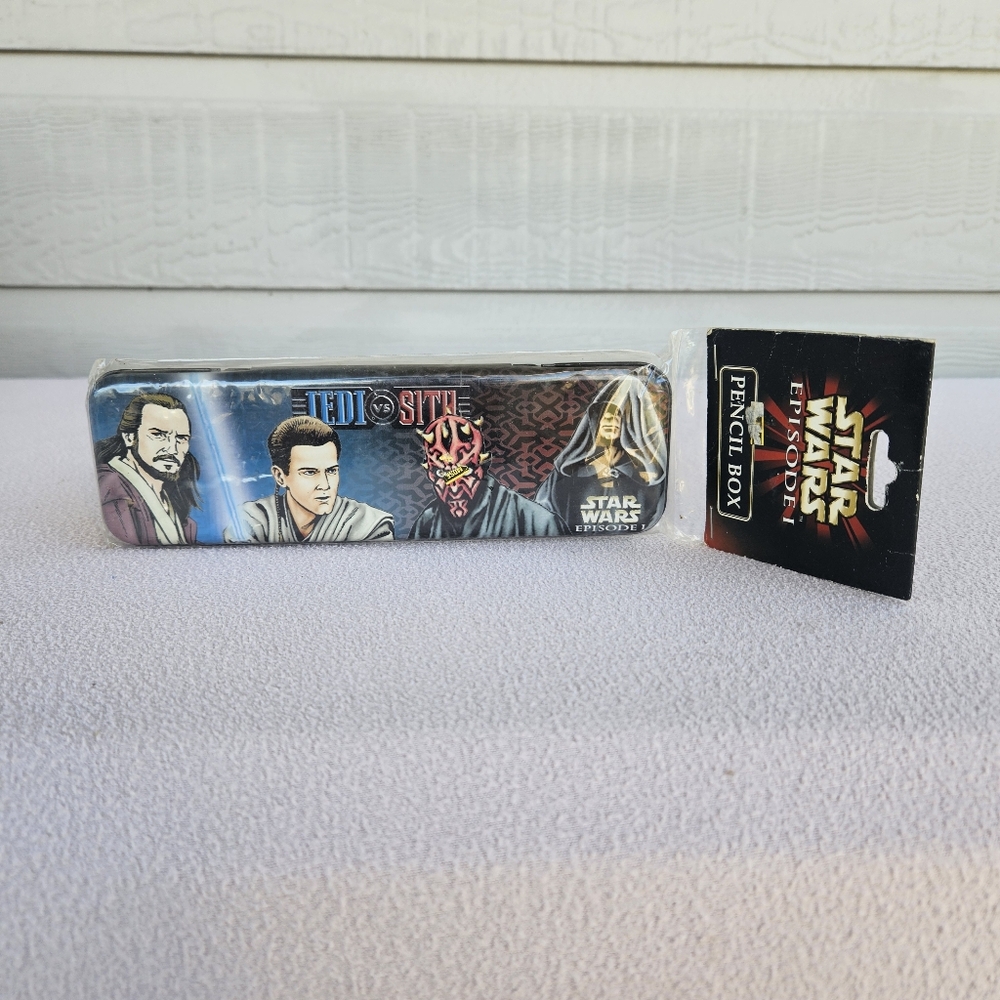 Star Wars Episode 1 I One Metal Tin Pencil Case Jedi vs Sith Impact 70042